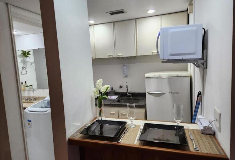 استودیو استاندارد با بالکن, Qi Intelligence Flat Ibirapuera