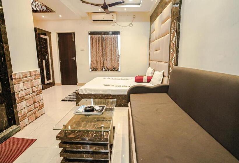 Номер Deluxe с Балконом, Bombay Beach Resort