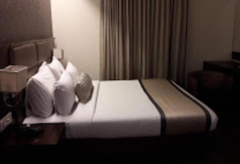 Номер Deluxe, Sai Inn Amhednagar, Maharashtra
