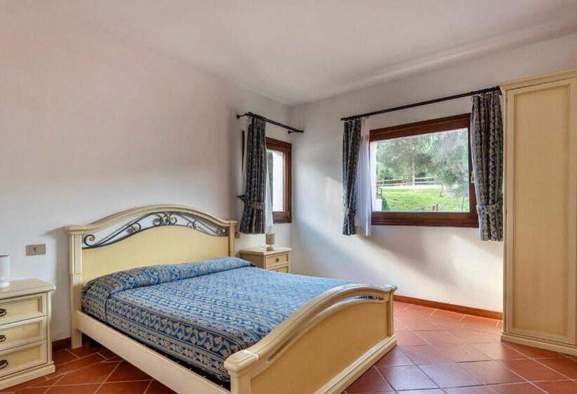 Вилла 1 Спальня, Villas With Air Conditioning And Shared Pool, Just A Few Minutes From La Pelosa Beach