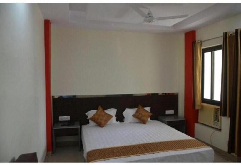 Номер Стандарт, Midtown Inn, Singrauli
