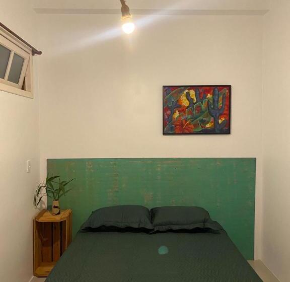 اتاق استاندارد با سرویس بهداشتی مشترک, Neighbor.hub Hostel & Coliving Floripa