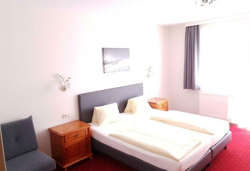 דירת שני חדרים עם מרפת, Aparthotel Pichler