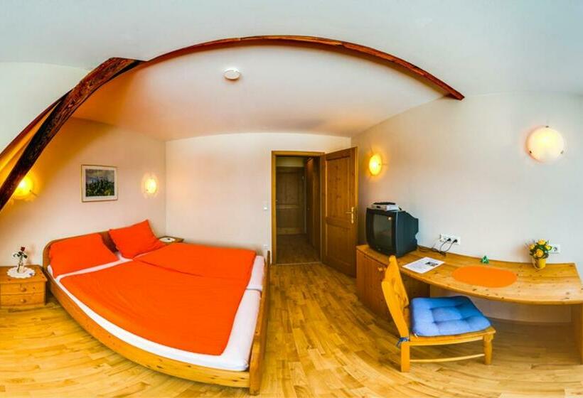 Номер Стандарт, Frühstückspension Zanglhof