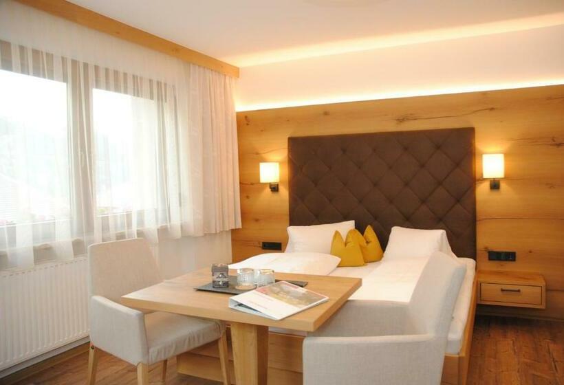 Номер Стандарт с Балконом, Gästehaus Pirker