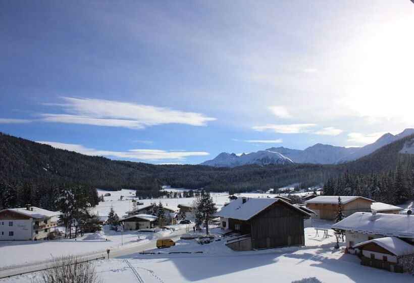 Номер Стандарт с Балконом, Landhotel Wolf