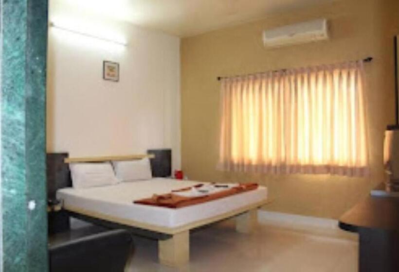 Номер Deluxe Кровать Кинг, Cool Palace, Nashik