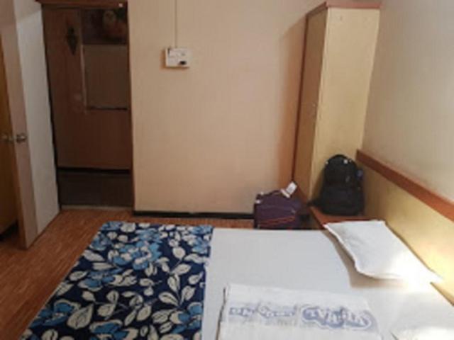 Номер Стандарт, Vishal Palace,nashik