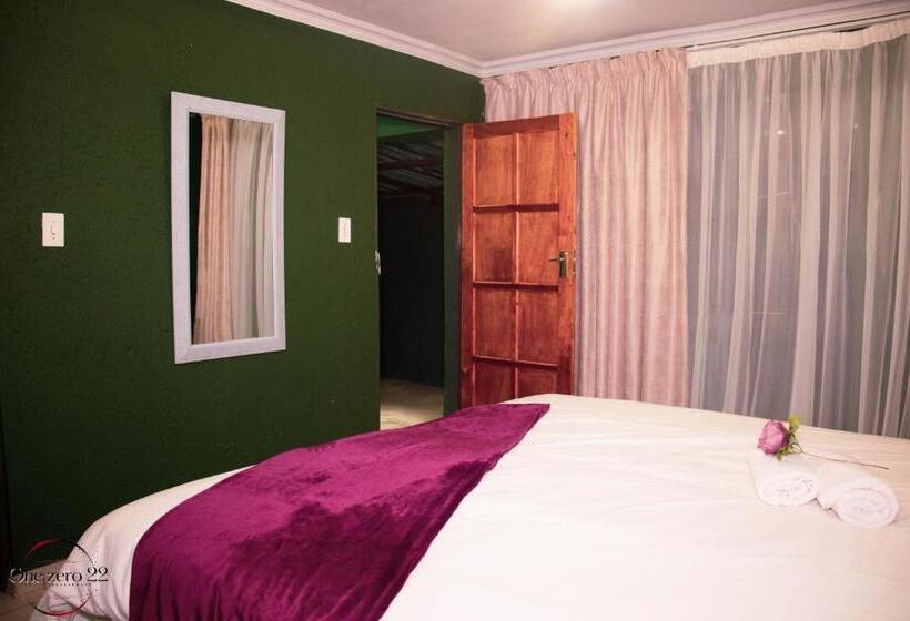 디럭스 룸, Onezero22 Guesthouse