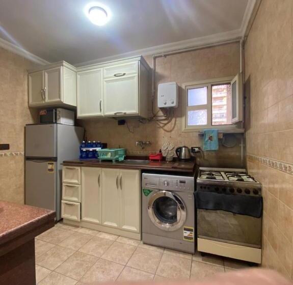 آپارتمان 2 خوابه, Hi Alex Apartments