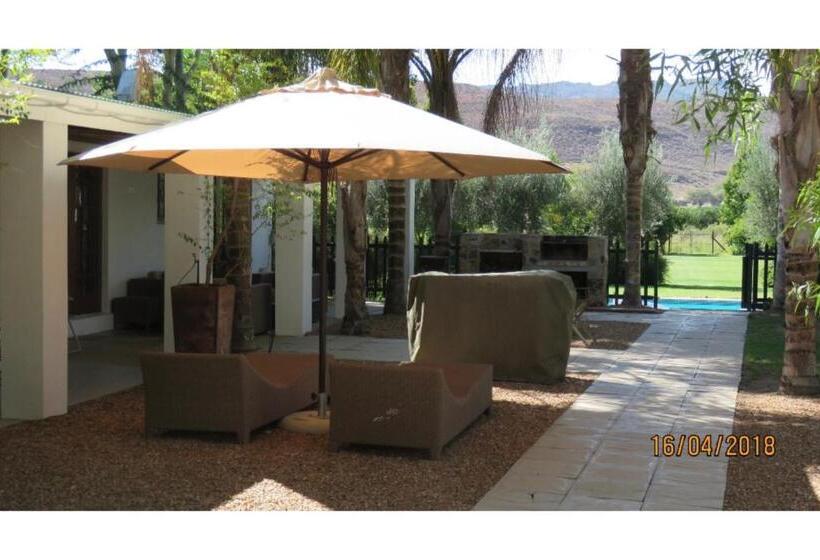 Family Suite, Blue Mountain View Cottages