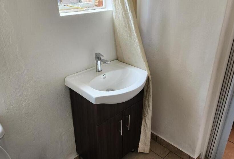 이코노미 룸, Sable Inn B&b