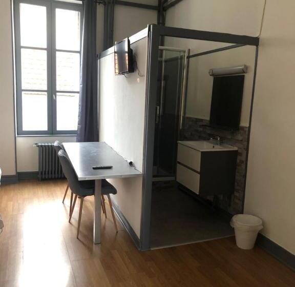 اتاق استاندارد, Hôtel Des 2 Gares