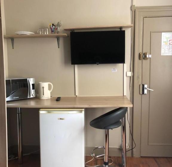 اتاق استاندارد, Hôtel Des 2 Gares