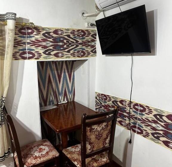 Трехместный Номер Классика, Mekhribon Madina