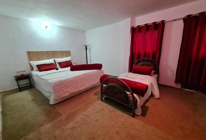 Люкс, Hôtel Et Restaurant Arij