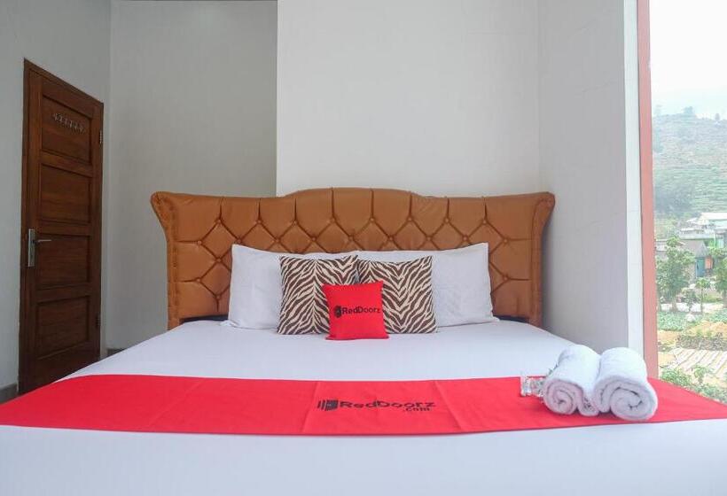 Номер Стандарт, Reddoorz Syariah Near Gerbang Dieng 2