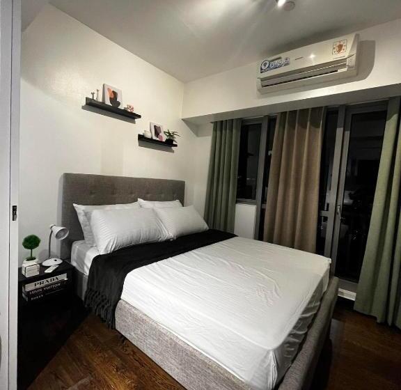 침실 1개 발코니 아파트, Prime Posh Downtown Condo