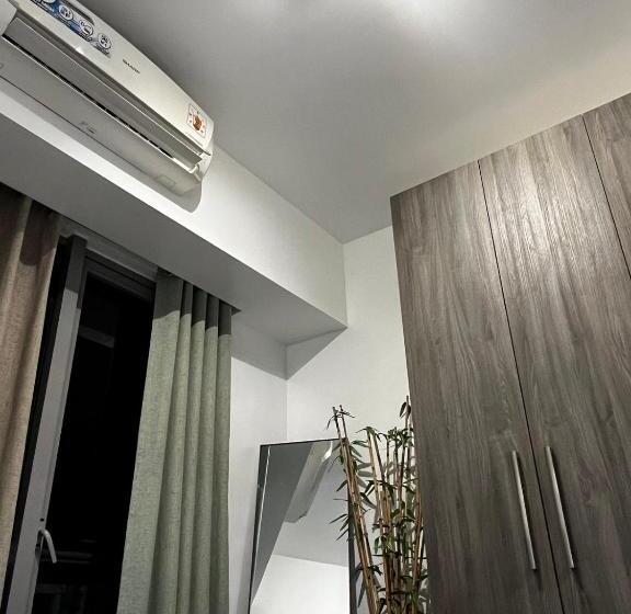 침실 1개 발코니 아파트, Prime Posh Downtown Condo