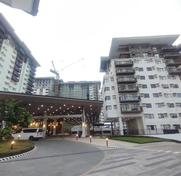 استودیوی استاندارد, Serin S Escape Tagaytay   Serin East Tower 2