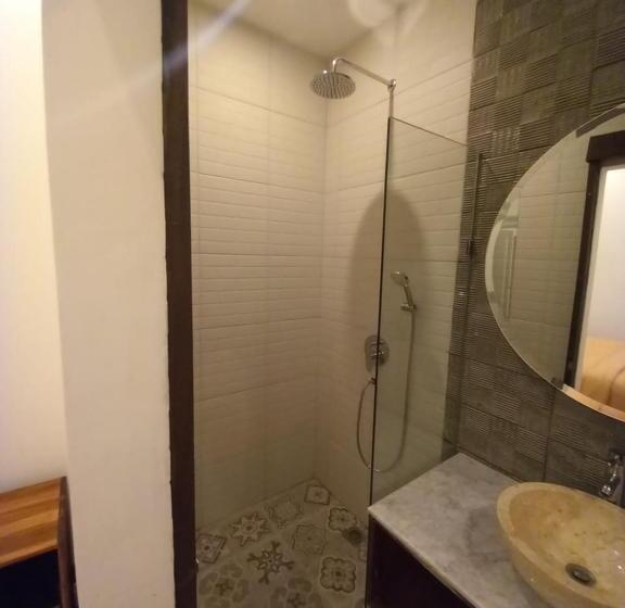استودیوی استاندارد, Rumah Wj Rooms And Suites
