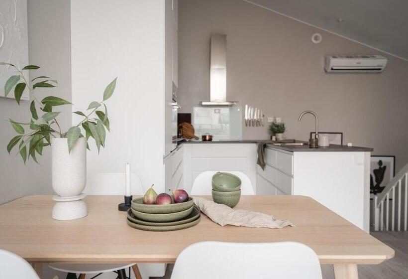 Апартаменты 2 Спальни, Arctic Homes   Unique Town House