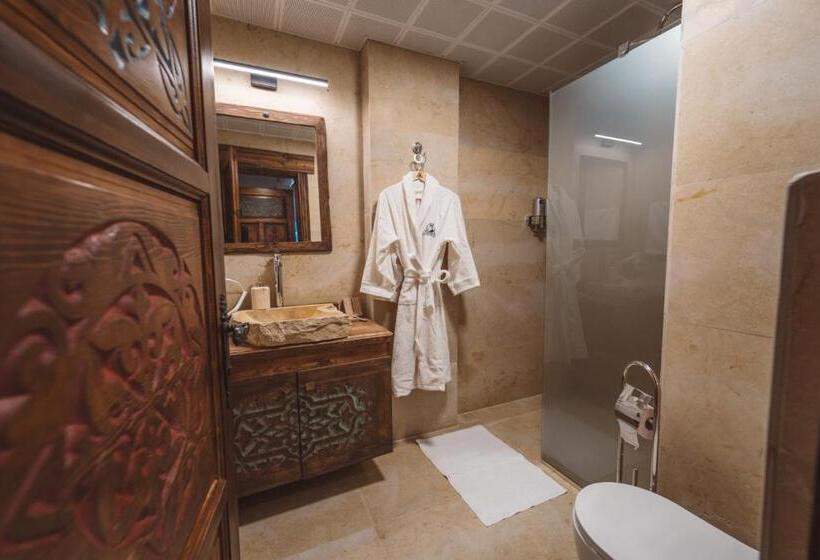 Люкс Повышенной Комфортности, Leda Stone House