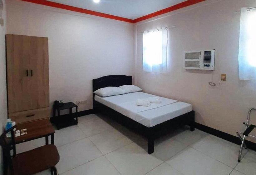 Номер Стандарт, Reddoorz @ Johsons Pension House Butuan City