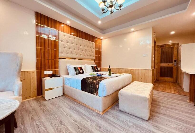 Номер Superior Кровать Кинг, West Western