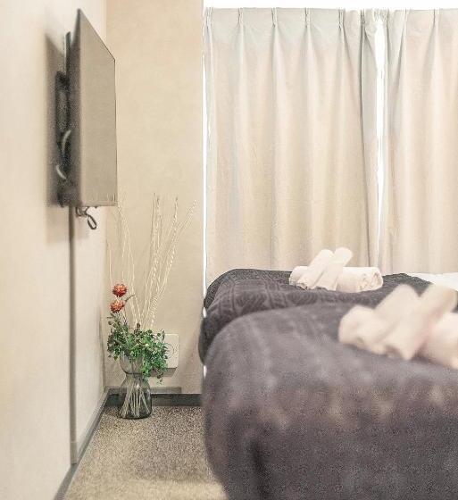 Четырехместный Номер Deluxe, Apartment Hotel 11 Shinsaibashi Ii