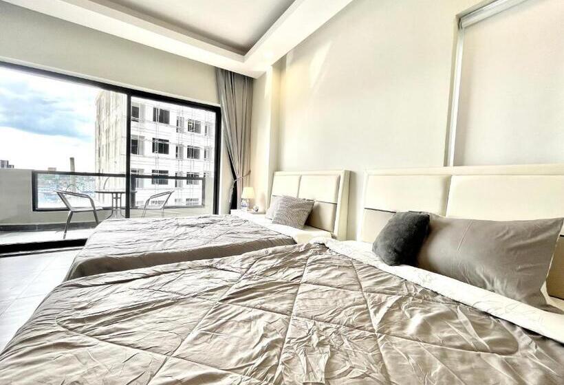 Апартаменты 1 Спальня с Балконом, Sky City View Appartements Sihanoukville