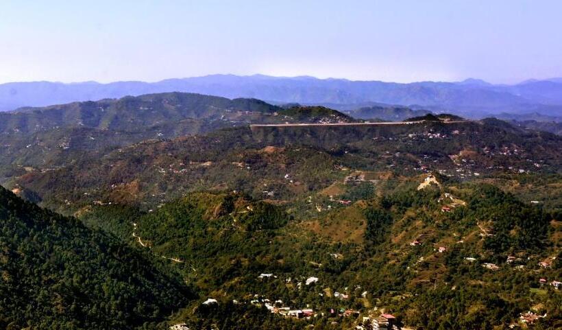 Номер Стандарт Вид на Горы, Pine Ville Shimla