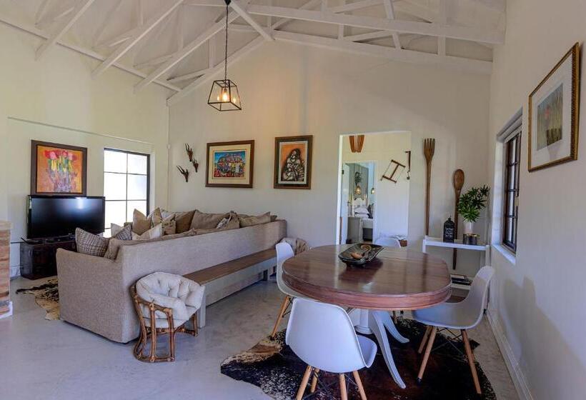 침실 2개 주택, Seaforth Country House