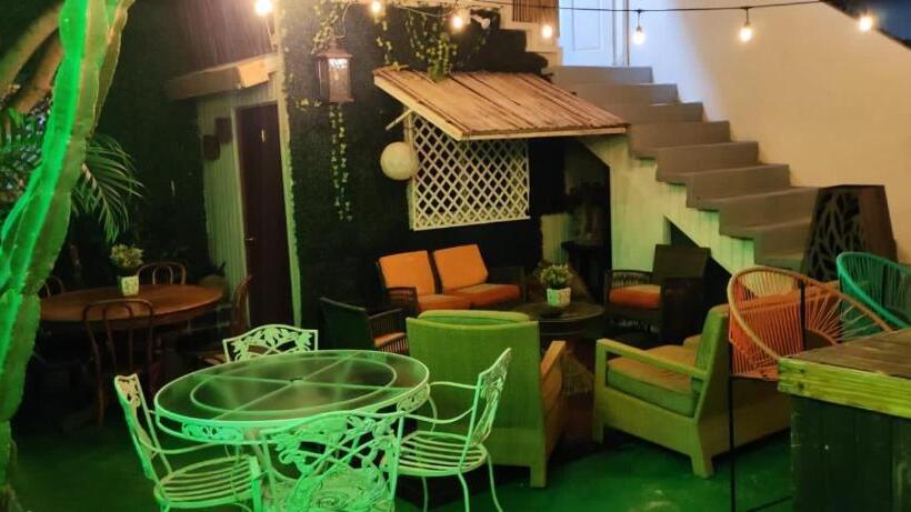 سوئیت با بالکن, La Casona Penthouse Mansión