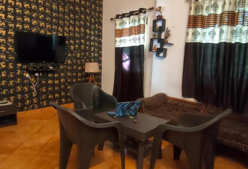 Апартаменты 2 Спальни, Pride Homes