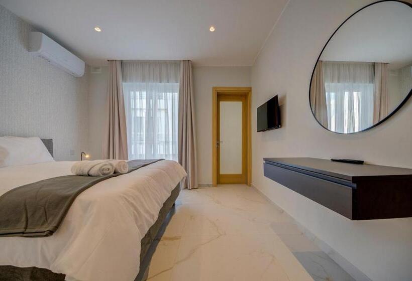 سوئیت با وان آب گرم, Mayfair By Premier Suites Mt