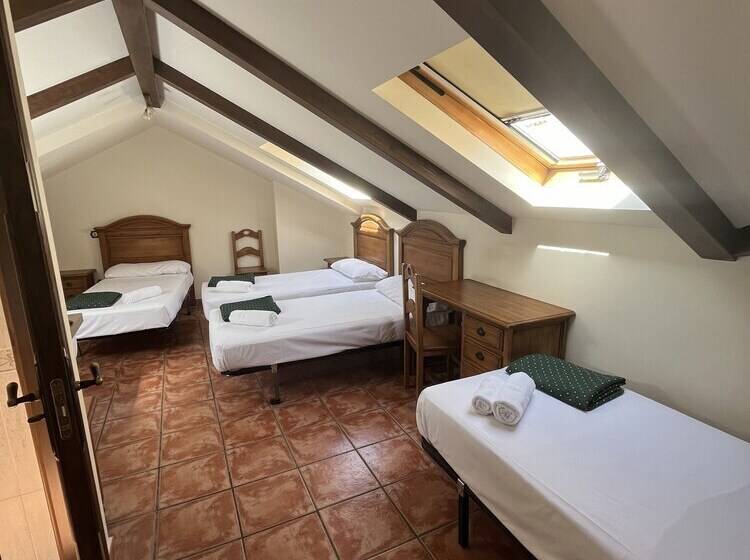 4인용 스탠다드 룸, Hostal Corper Navalcarnero