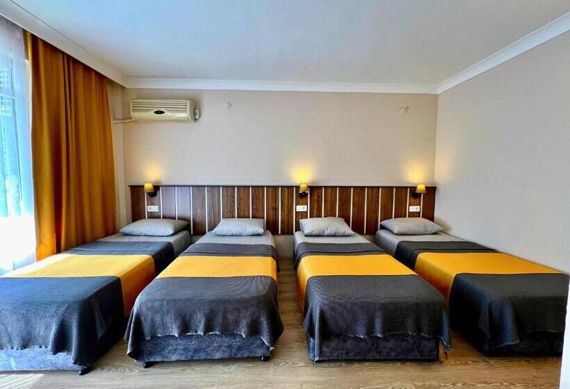 四人标准间, Cord Hotel & Resort