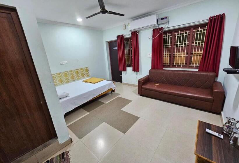 豪华房间, Arunachala Guest House