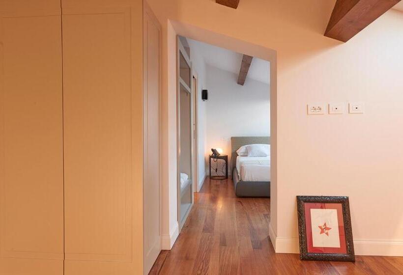 سوییت جونیور, Relais   Palazzo Greco Stella