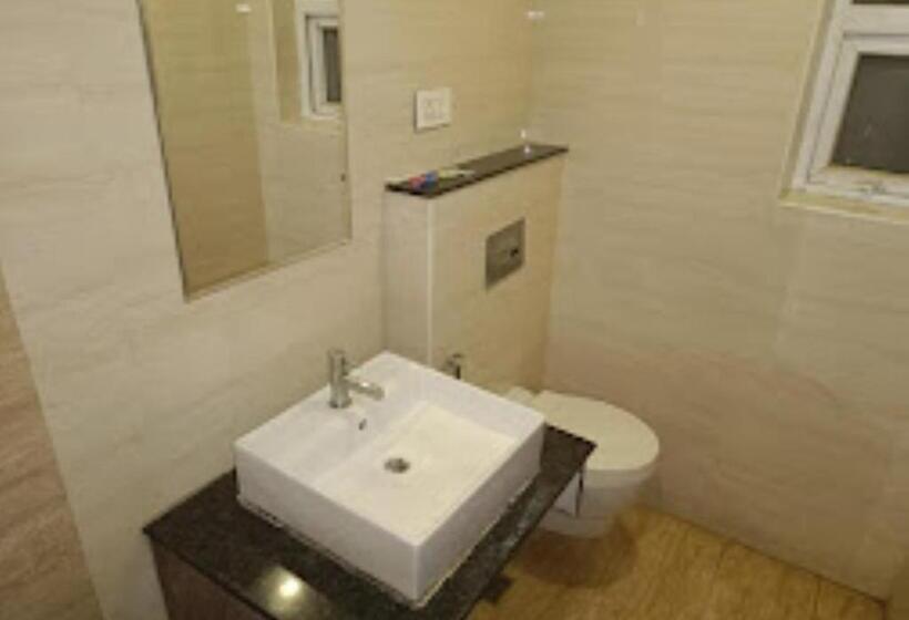 带大床的豪华间, The King S Park Residency Chennai
