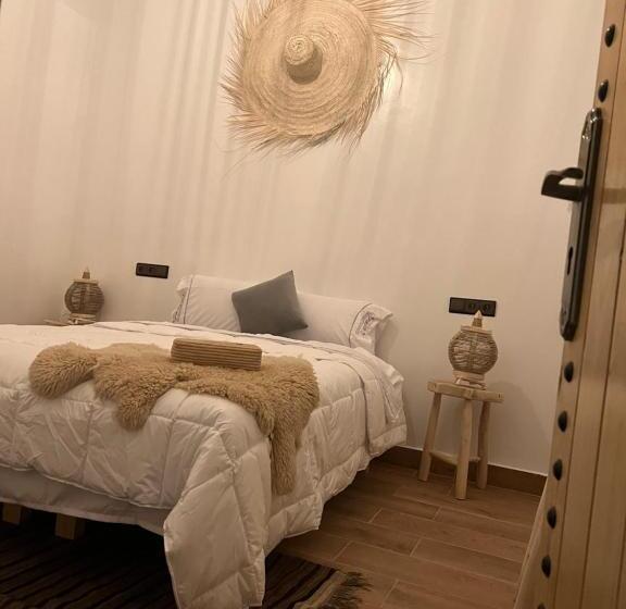 Quarto Estandar, Friendly Dades Lodge