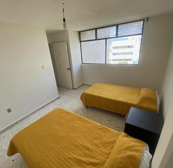 Quarto Estandar, Baw Mateos 809p