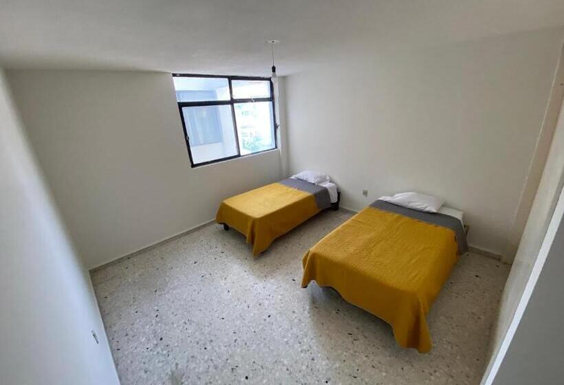 Quarto Estandar, Baw Mateos 809p
