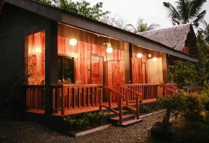 Трехместный Номер Deluxe Вид на Море, Marika Resort