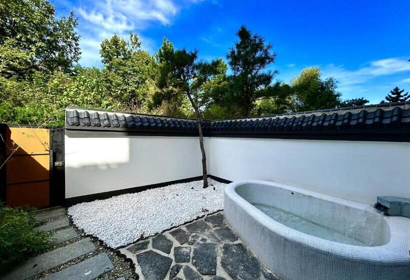标准三人间, Rainbow Valley Hot Spring