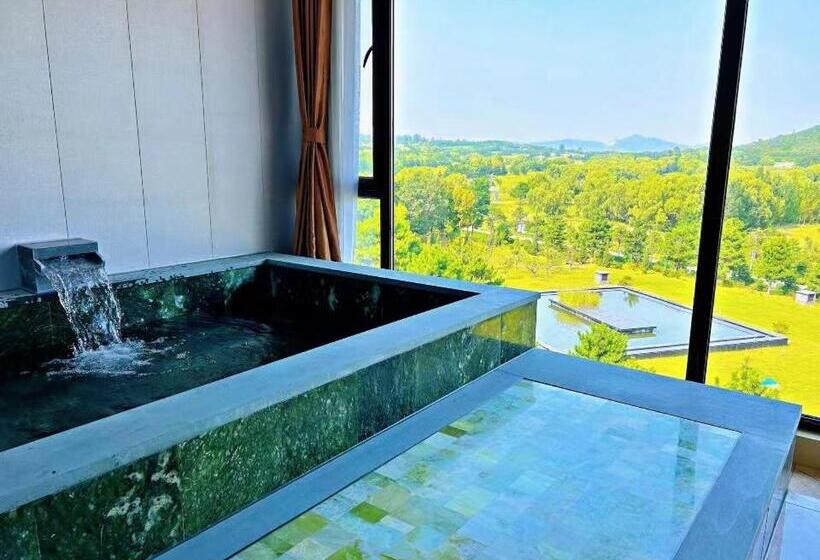 Номер Deluxe, Rainbow Valley Hot Spring