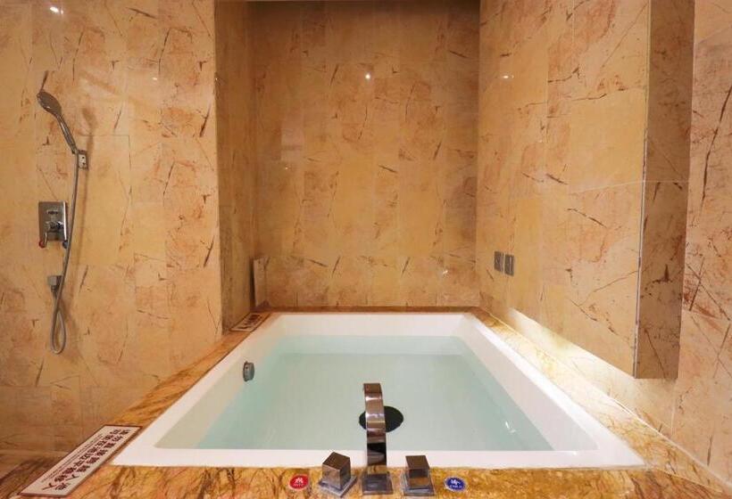 Номер Superior, Rainbow Valley Hot Spring