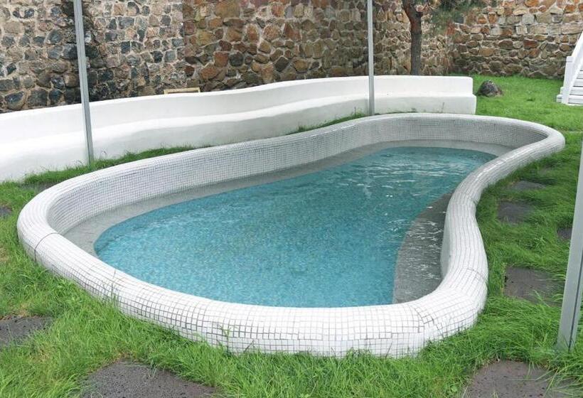 Вилла 1 Спальня, Rainbow Valley Hot Spring