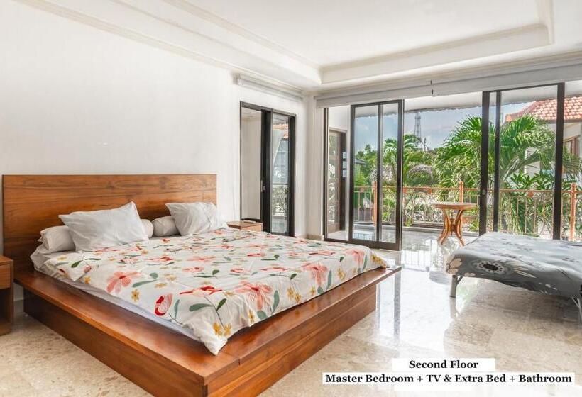 Номер Deluxe с Балконом, Large Room With Pool Walking Distance To Beach